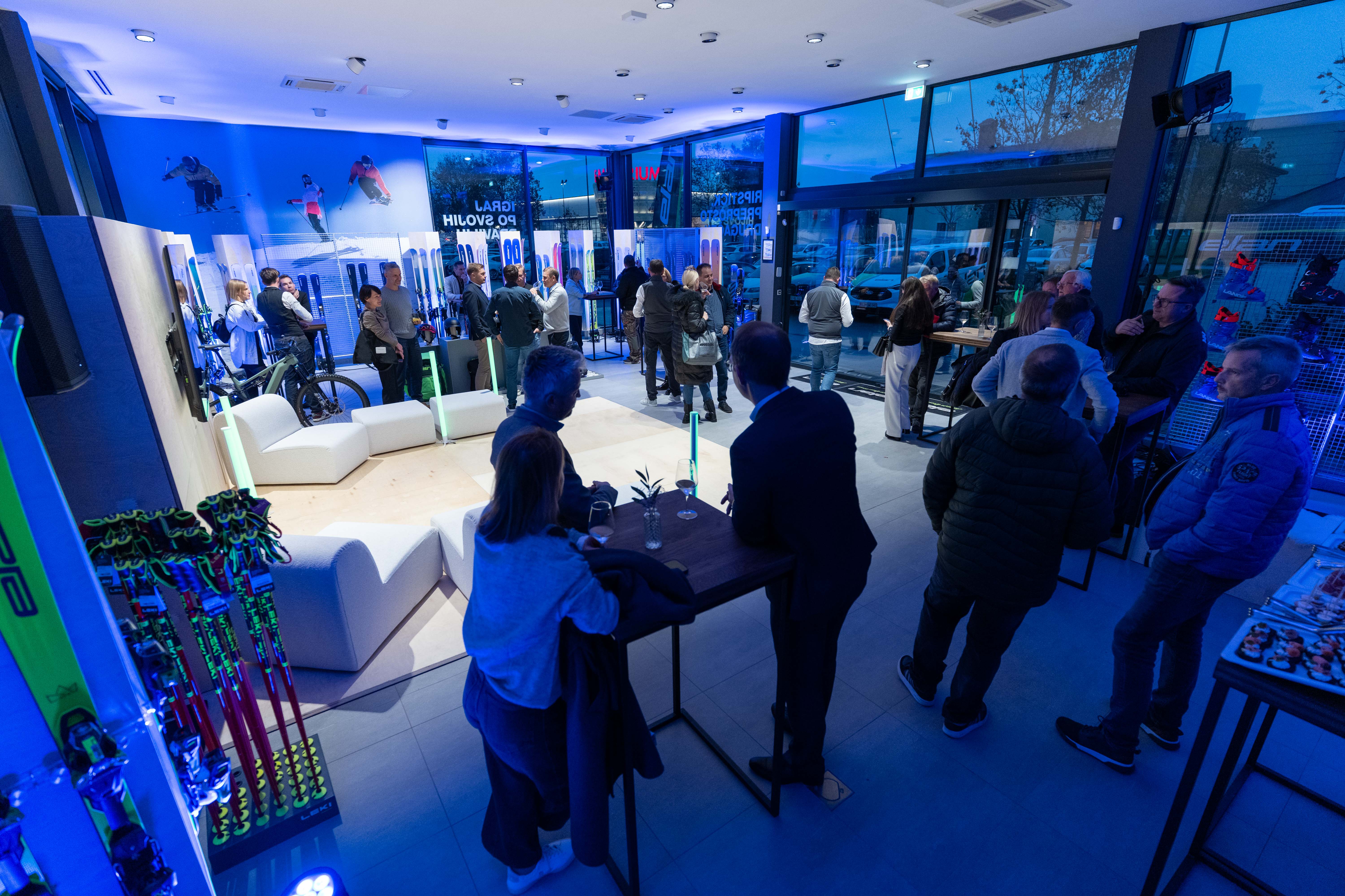 Elan Center Ljubljana - trgovina v kateri boste dobili vso opremo za odlične zavoje na snegu