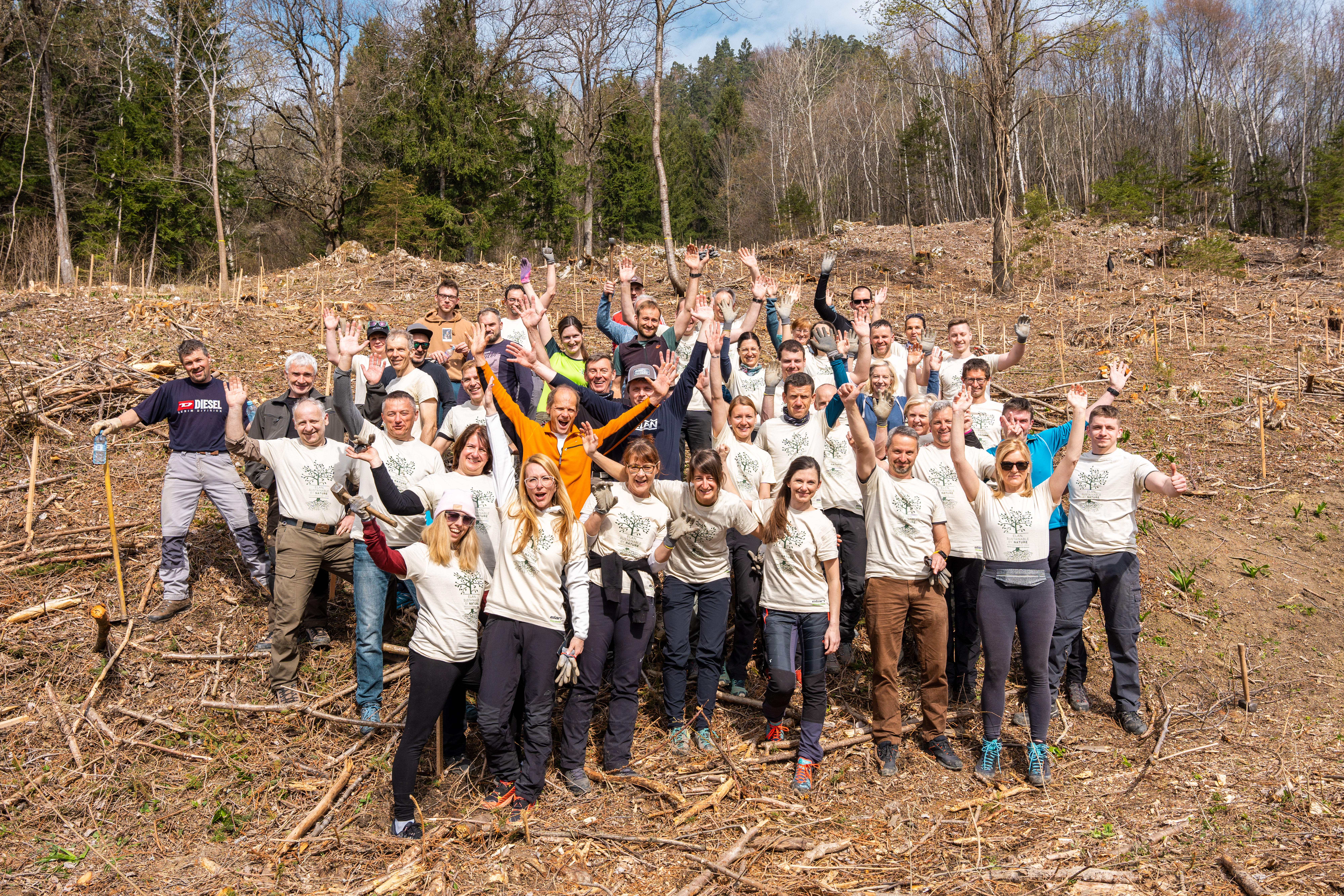 Elan employees planted 1000 trees