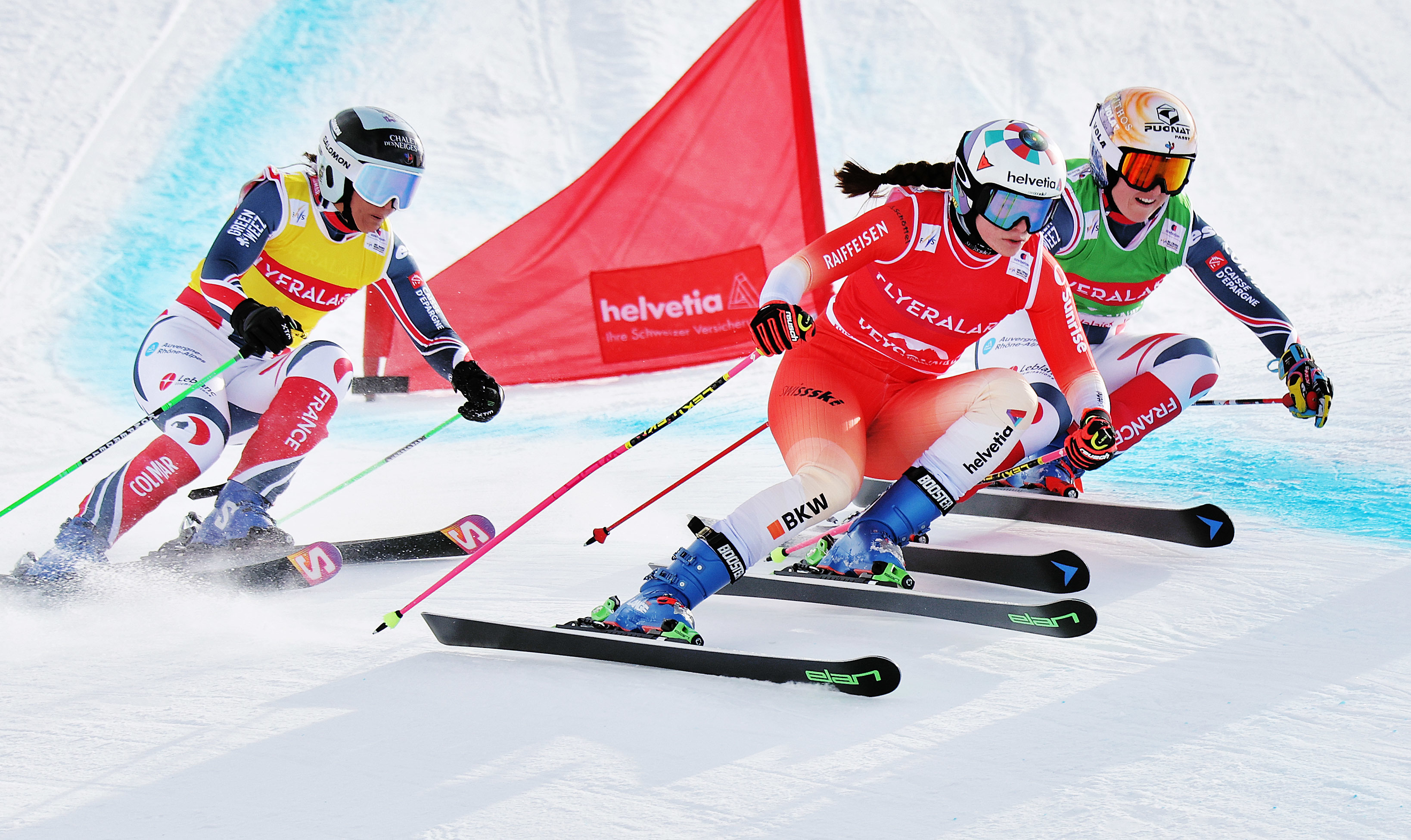 SASKJA LACK Z IZJEMNIM PREHITEVANJEM V VEYSONNAZU                                                         