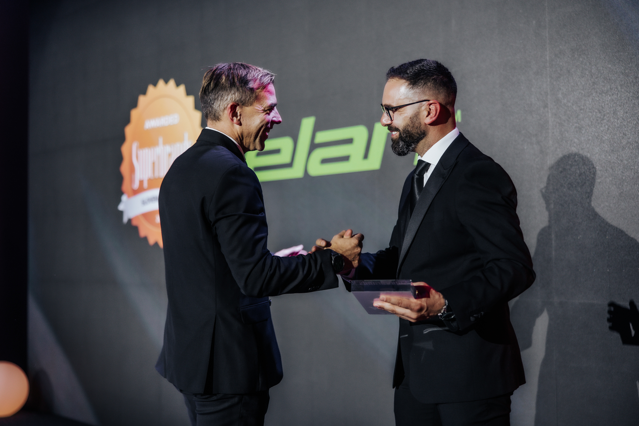 MSC. LEON KOROŠEC, DIRECTOR OF SPORTS DIVISION AND VP OF ELAN GROUP WHILE RECEIVING THE AWARD AT THE GALA DINNER 